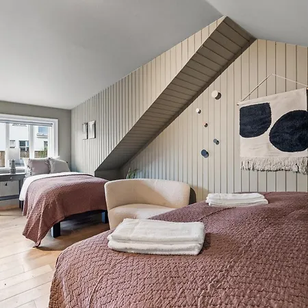 Massive In Downtown With A Sauna Holiday home Reykjavik